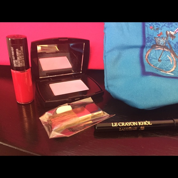 Lancôme tote, bag and cosmetics - Picture 2 of 8